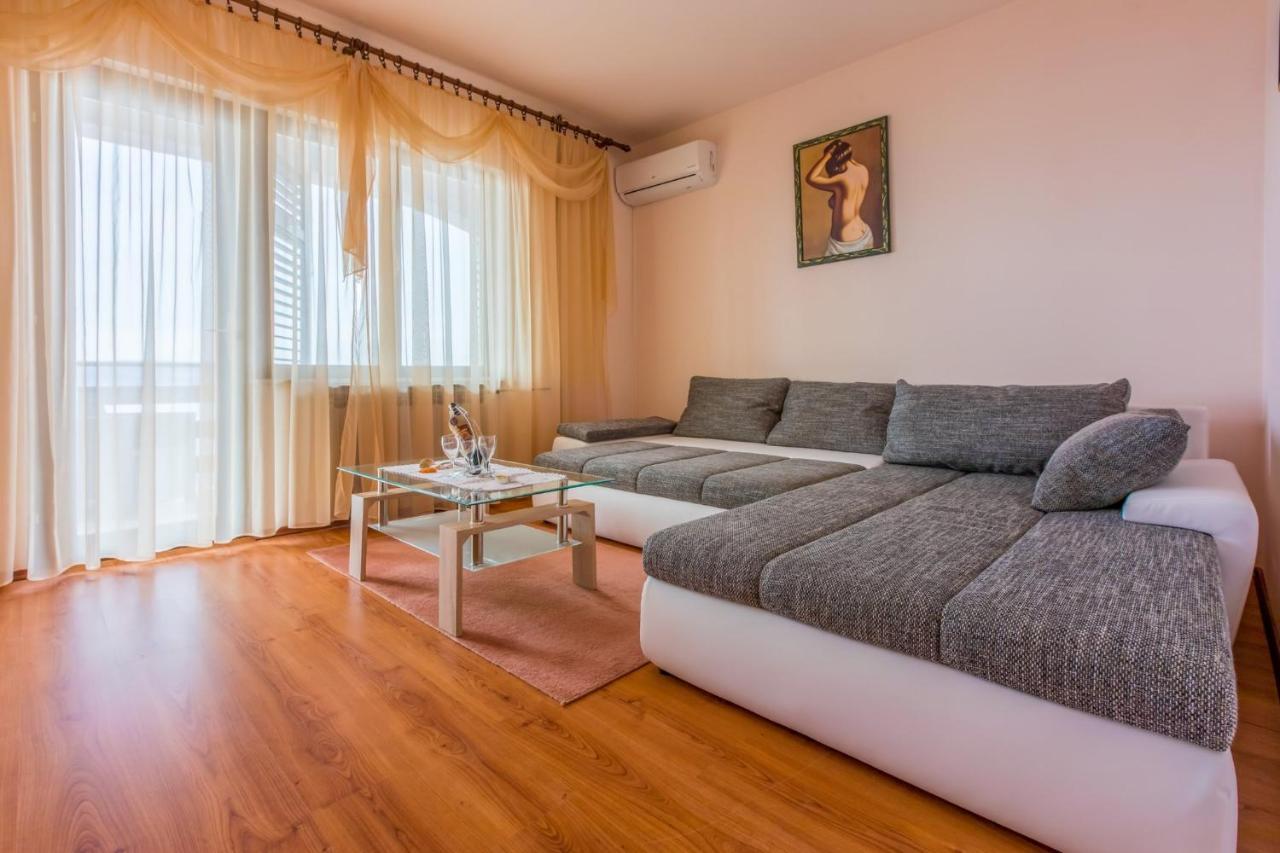 Appartement Stupar à Crikvenica Extérieur photo